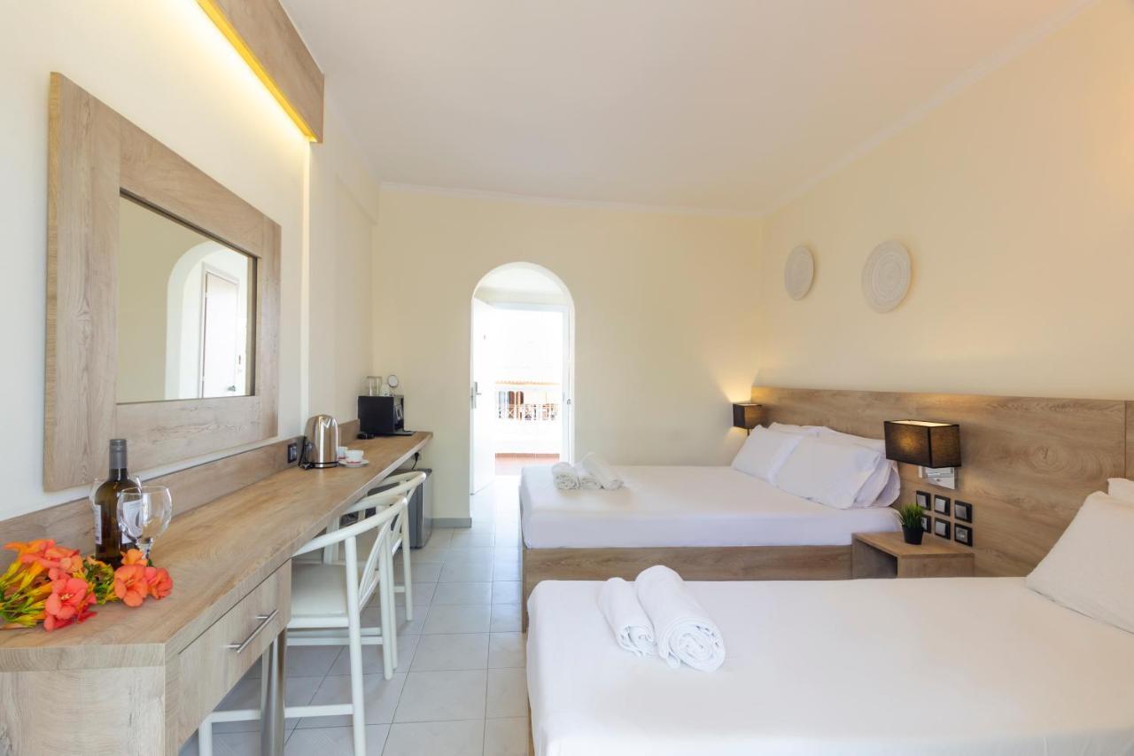 Hotel Odysseas Полихроно Екстериор снимка