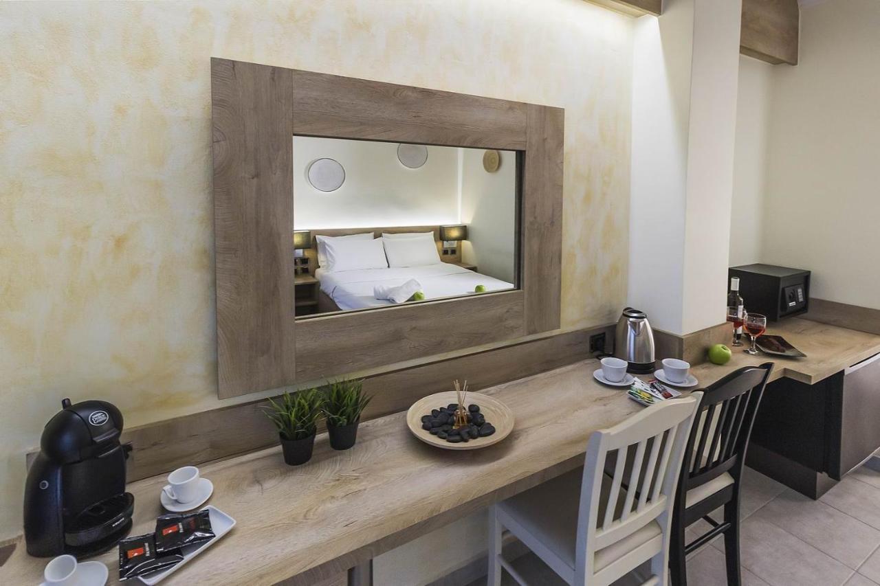 Hotel Odysseas Полихроно Екстериор снимка